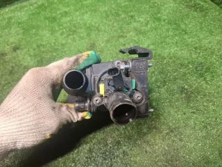 9812113780, Корпус термостата Ford C-max 2 restailing Арт 94976120, вид 5