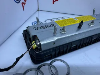 8W0880842D Подушка безопасности коленная Audi A4 B9 Арт 94980484, вид 3