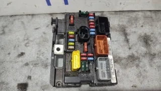 BSMR07,9664997780 Блок предохранителей Citroen C3 1 Арт G3068, вид 1