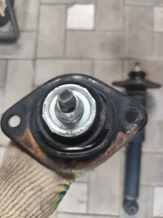 56210CB000 Амортизатор задний Nissan Murano Z50 Арт 94990734, вид 2