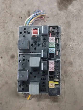  Блок реле Ford Transit 3 restailing Арт MT29096550