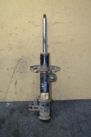 22203711,644609745 Стойка амортизатора переднего правого Opel Astra H Арт A2343, вид 1