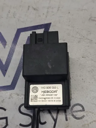 1K0906093L Реле бензонасоса Volkswagen Passat USA Арт 11041, вид 3