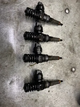 038130073BN Форсунка Volkswagen Passat B6 Арт KZ-700, вид 1