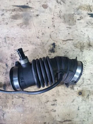  Патрубок воздушного фильтра Nissan Almera Tino Арт MT29094883