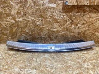 4L0864483D Накладка внутренняя на заднюю панель кузова Audi Q7 4L Арт 39369634, вид 6