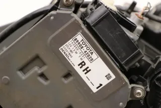 89908-42020 Фара правая Toyota Prius V Арт 3901-15403818, вид 5