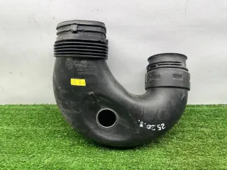3C0129618 Патрубок воздушного фильтра Volkswagen Passat B6 Арт 169892, вид 1