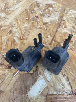 K5T44173 Клапан воздушный Mazda MPV 2 Арт 95755178, вид 2