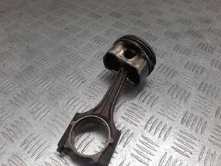 82L82 Поршень Volkswagen Passat B5 Арт 1105277, вид 1