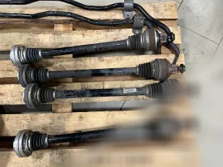 4m0501203d, 4m0501201d Полуось задняя (приводной вал, ШРУС) Audi Q7 4M restailing Арт 151993738, вид 1