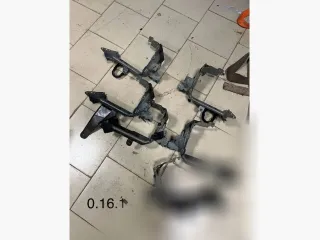 4m0821137b, 4m0821138b Кронштейн крепления крыла переднего правого Audi Q7 4M restailing Арт 154358248, вид 1