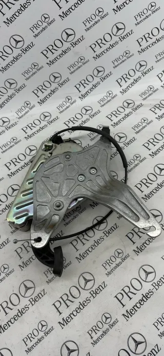 A2044201284,A204420072 Педаль стояночного тормоза Mercedes C W204 Арт 100711, вид 3