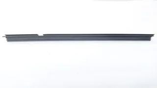 A1767350465 Уплотнитель стекла двери Mercedes CLA c117 Арт SZ65961, вид 1