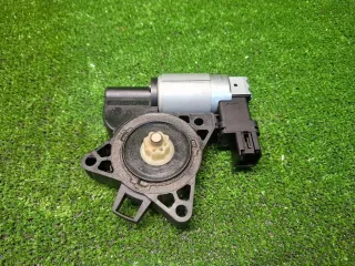 GJ6A598X Моторчик стеклоподъемника задний правый Mazda 6 1 Арт 95776430, вид 1