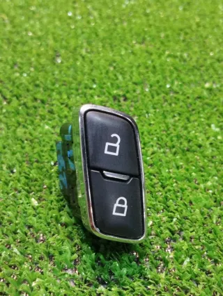 BB5T14017 Кнопка центрального замка Ford Mustang 6 Арт 95776714, вид 1
