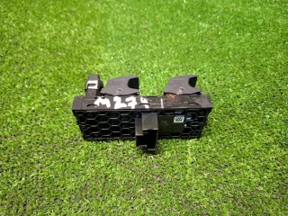 5G0959857D Кнопка стеклоподъемника переднего левого Skoda Karoq Арт 95777075, вид 5
