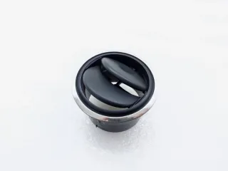 6871000Q0B, 687607264R Дефлектор воздушный Nissan Terrano 3 Арт ST261677, вид 1