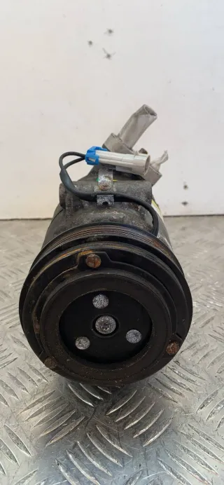 24427685,09013095025 Компрессор кондиционера Opel Corsa C Арт 24383, вид 1