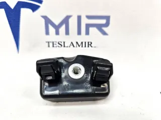 1493772-00,1493774-00 Кронштейн крепления крыла левый Tesla model Y Арт 28954, вид 1