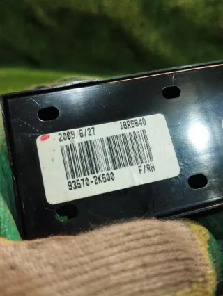 935702K500 Блок управления стеклоподъемниками Kia Soul 1 Арт 95789243, вид 4