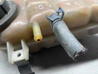 10406465, 10406466 Расширительный бачок Opel Sintra Арт 95790460, вид 2