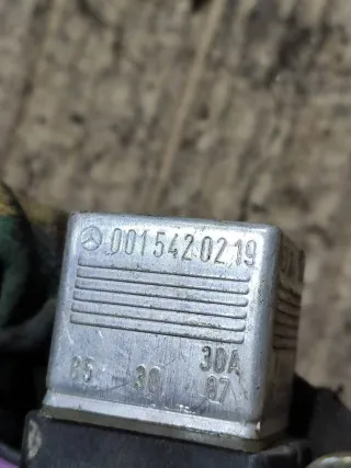 0015420219 Реле (прочее) Mercedes E W124 Арт 95790479, вид 3