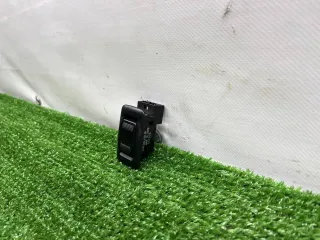 LC626638000 Кнопка стеклоподъемника заднего левого Mazda MPV 2 Арт 170073, вид 3