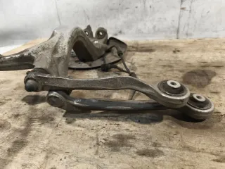 4B3407242H Кулак поворотный передний правый Audi A6 C5 (S6,RS6) Арт 95791189, вид 6