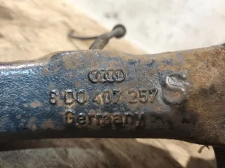 8D0407257 Кулак поворотный передний правый Volkswagen Passat B5 Арт 95791437, вид 4