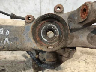 8D0407258 Кулак поворотный передний левый Volkswagen Passat B5 Арт 95791464, вид 9