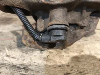 8D0407258 Кулак поворотный передний левый Volkswagen Passat B5 Арт 95791464, вид 10