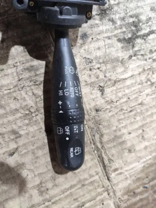  Переключатель подрулевой (стрекоза) Toyota Yaris 1 Арт 95794986, вид 2