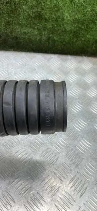  Патрубок воздушного фильтра Volkswagen Passat B3 Арт 98430, вид 6
