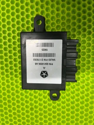 68414096AB Блок управления парктрониками Jeep Wrangler JK restailing Арт 3906-10354224, вид 2