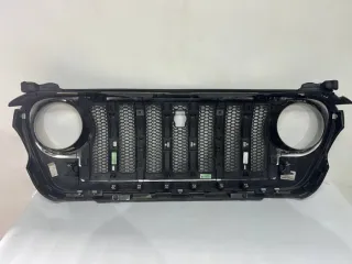68370848AC Решетка радиатора Jeep Wrangler JK restailing Арт 3906-04650769, вид 1