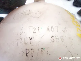 1K0121407A Бачок расширительный Audi A3 8P Арт A28466_12, вид 4
