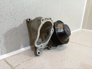 11518516204 Насос водяной (помпа) BMW 1 F20/F21 Арт 102430, вид 3
