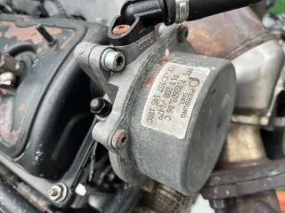 72260806C, 057145100C Насос вакуумный Audi A6 C5 (S6,RS6) Арт 95818395, вид 2