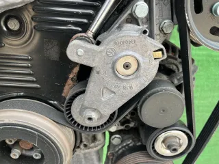 038903315C Натяжитель ремня генератора Volkswagen Golf 4 Арт 95818993, вид 1