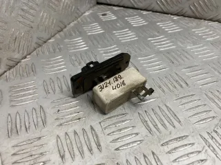  Сопротивление печки Mitsubishi Space Star 1 Арт 31211894016