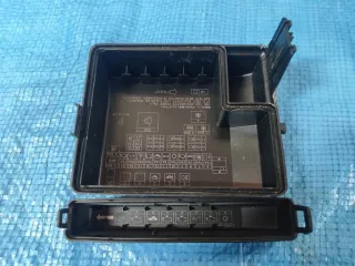  блок предохранителей основной MITSUBISHI GRANDIS NA4W Mitsubishi Grandis Арт 1134067, вид 4