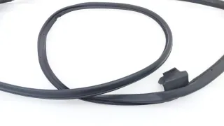 6787233120, 67872-33120 Уплотнитель двери Toyota Camry XV70 Арт ST260835, вид 4