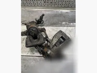  Суппорт задний левый Peugeot 207 Арт 00047147, вид 1