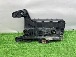 1K0915333 Полка аккумулятора Volkswagen Caddy 3 Арт 170174, вид 2