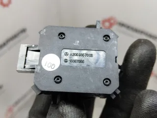 A2059057603 Кнопка регулировки сидения Mercedes C W205 Арт 7-503-71, вид 3