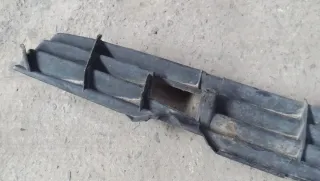  Заглушка (решетка) в бампер передний Audi 100 C3 Арт 118-34, вид 4
