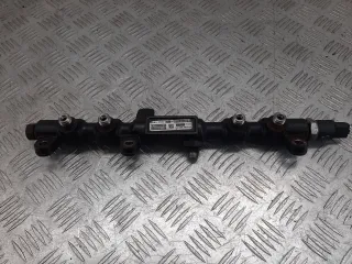 2S7Q9D280AC топливная рампа Ford Mondeo 3 Арт 1104131, вид 1