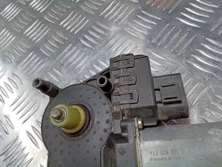0130821774 Моторчик стеклоподъемника передний правый Audi A6 C5 (S6,RS6) Арт 95885198, вид 4