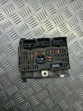 9661682980 Блок предохранителей Citroen C4 1 Арт 95889062, вид 2
